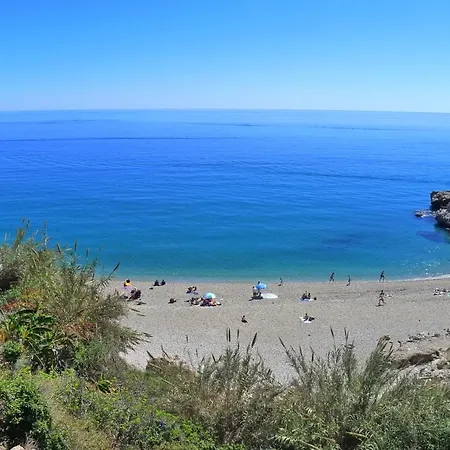 Capri 29 * Nerja